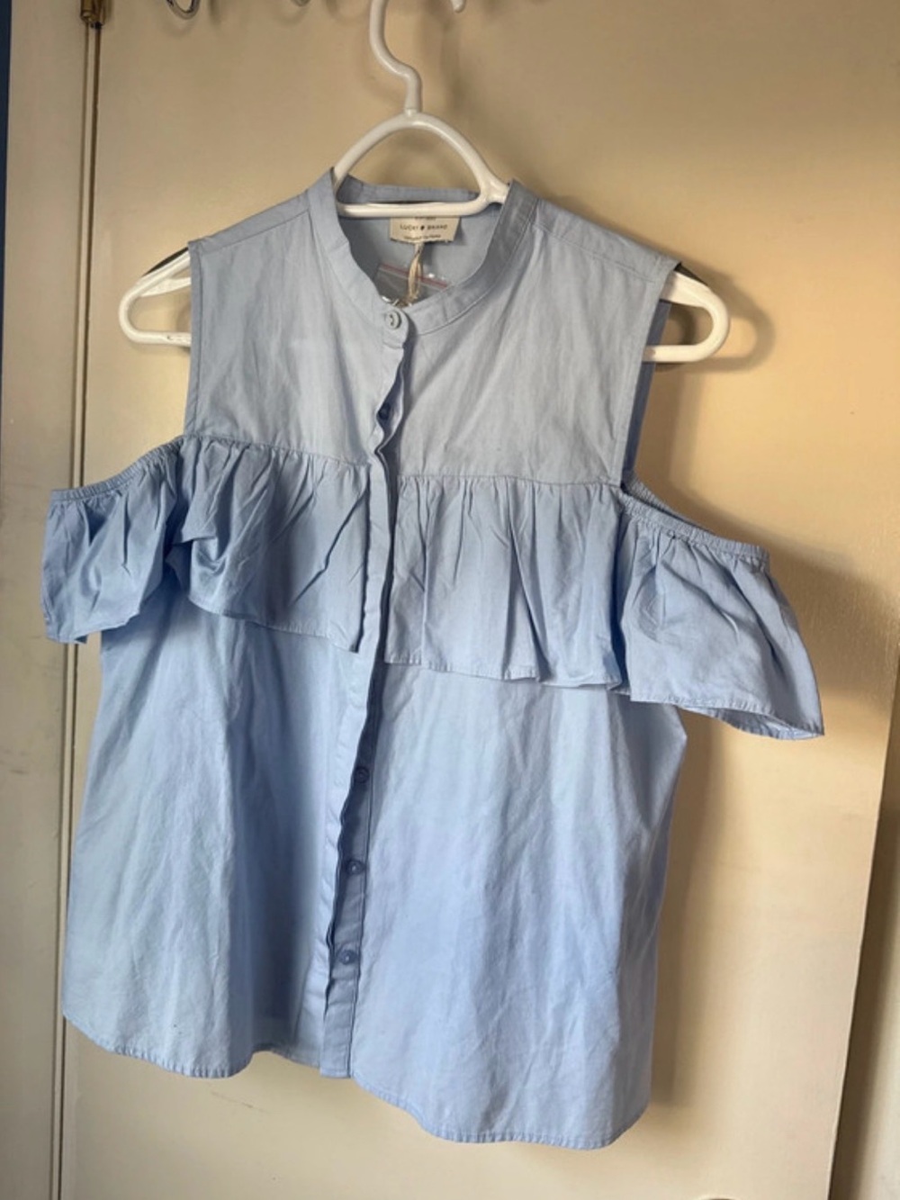 Lucky Brand Light Blue Cold-Shoulder Ruffle Button-Front Top